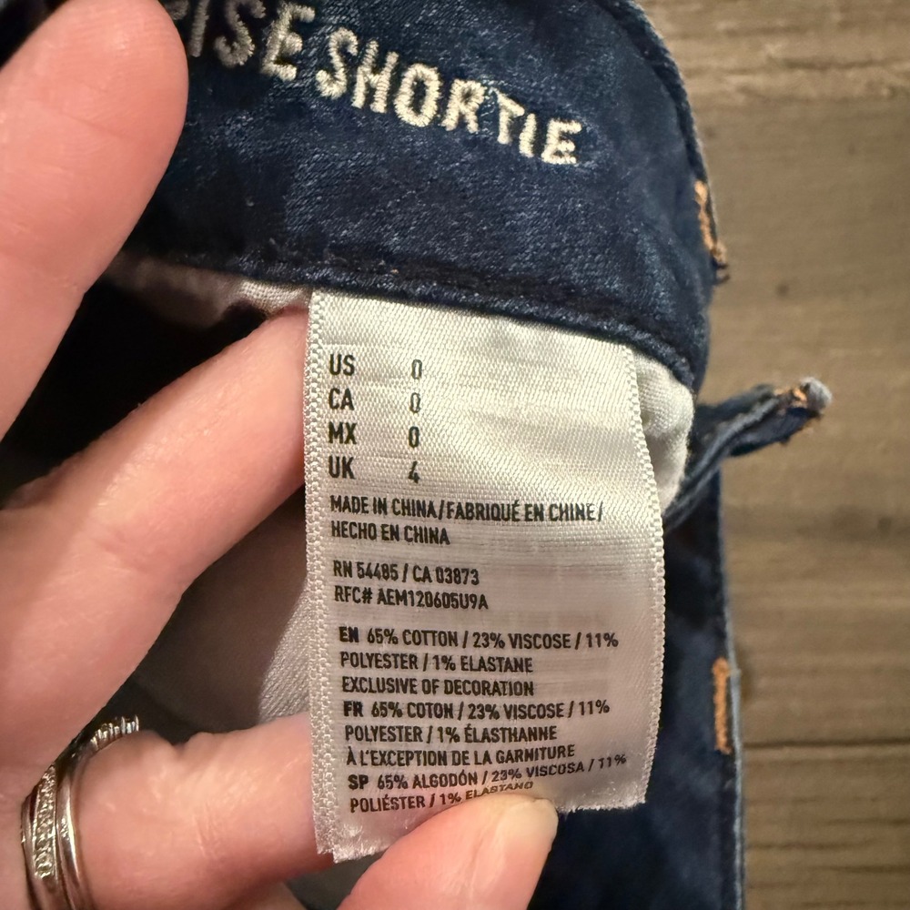 American Eagle Hi-Rise Shortie Denim Shorts Dark Wash Distressed Super Stretch 0 - Picture 9 of 11